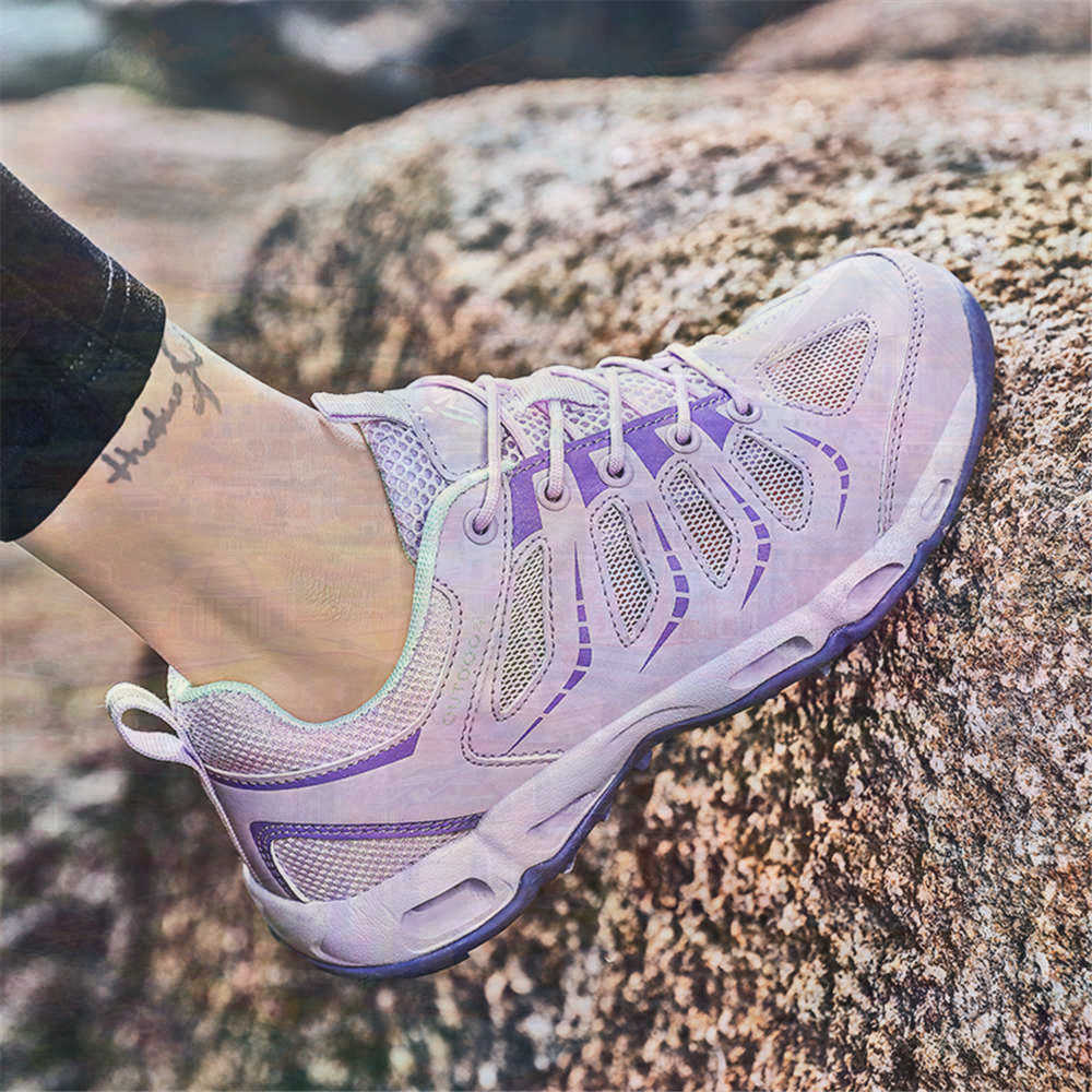 Sumer Round Tip Silver Sneaker - Outdoor Camping Light Ideas のレビューと価格