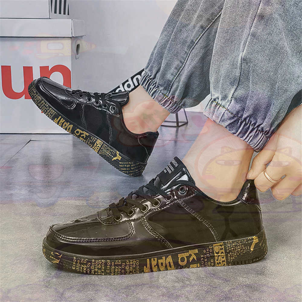 Round Foot Size 45 Sneakers Wh - Outdoor Camping Light Ideas のレビューと価格